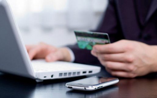 Vendía una heladera por 15 mil pesos y le terminaron robando $300.000