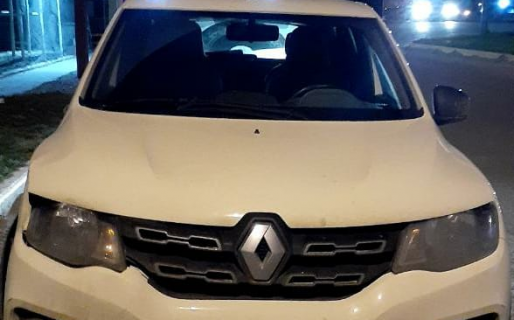 Ebrio esquiva un control, roba a un oficial y acaba detenido