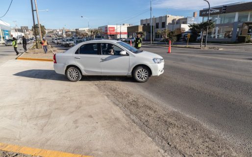 Ya no se puede girar a la izquierda en Ruta 3 para tomar la Avenida Polonia