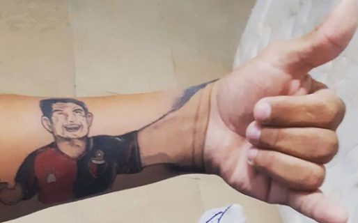 El insólito (y genial) tatuaje en homenaje al ‘Pulga’ Rodríguez