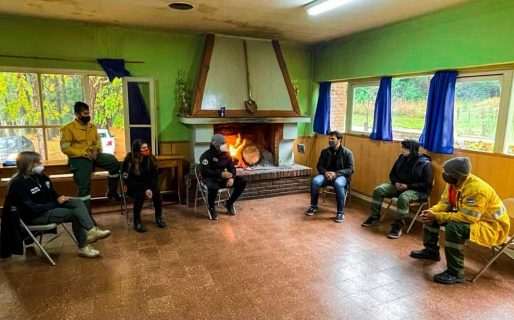 Torres acompaña el reclamo urgente de la Brigada Nacional de Incendios Forestales en Lago Puelo