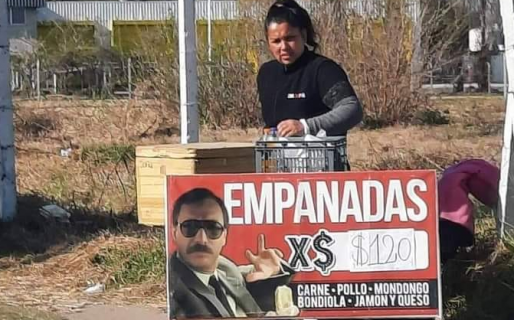 Vende empanadas de mondongo y lo anunció de una manera excelente