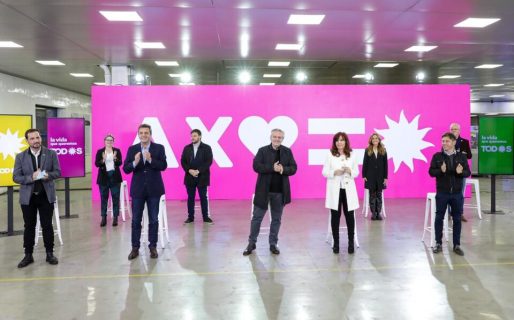 Cristina y Alberto lanzaron las candidaturas del Frente de Todos:»Venimos a pedirles que nos acompañen como lo hicieron en 2019″