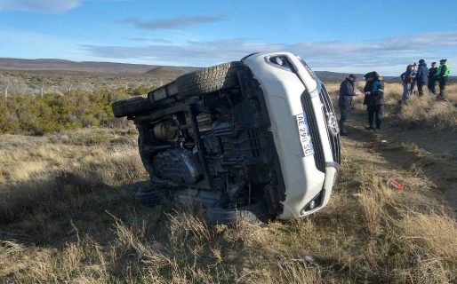 Una familia volcó a la altura de La Herradura