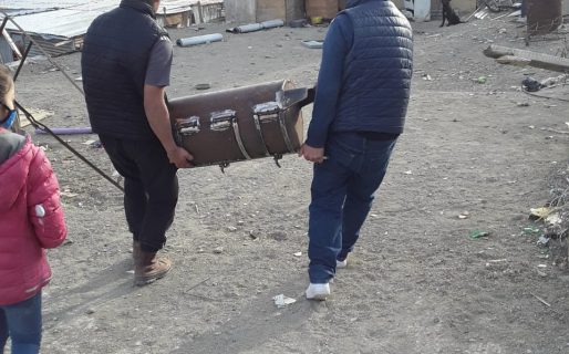 Entregaron salamandras a familias sin gas