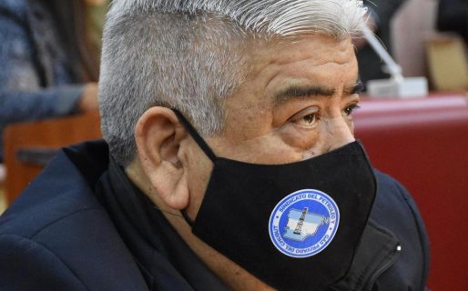 «Quieren que las paritarias le ganen a la inflación y el impuesto a las ganancias se termina llevando el dinero»