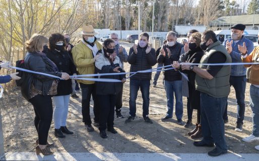 Inauguración del SUM en el club El Pique:»Para nosotros primero está nuestra gente»