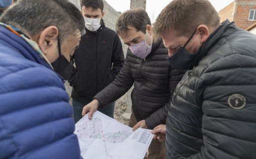 Luque recorrió con Leunda sectores de la ciudad reconstruidos por el Municipio