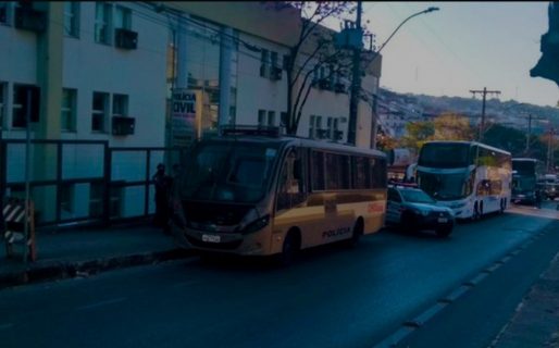 El plantel de Boca sigue varado frente a la comisaría en Brasil: quiénes son los 9 imputados