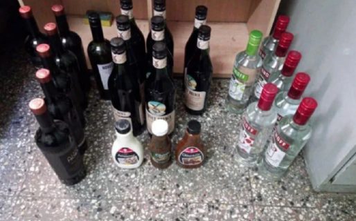 Su hermano robó botellas de alcohol y él decidió denunciarlo a la policía