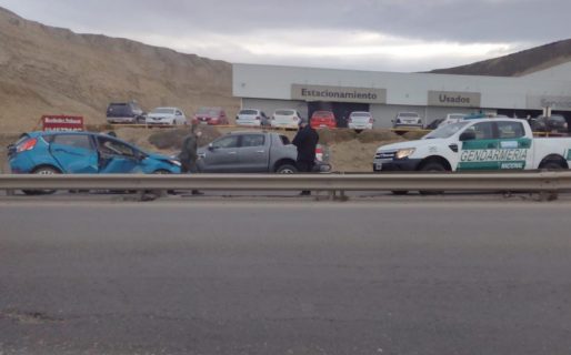Caos de tránsito para ingresar al centro desde zona norte por un accidente