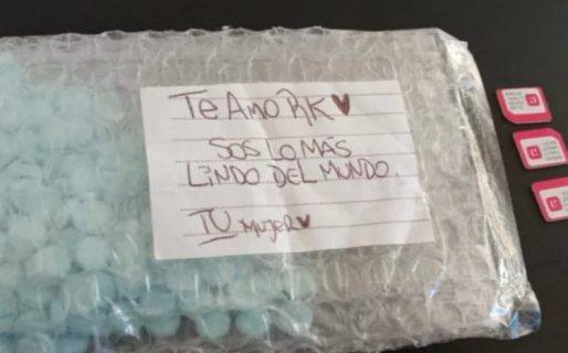 Intentó pasar pastillas de clonazepam y chips telefónicos a su marido en prisión