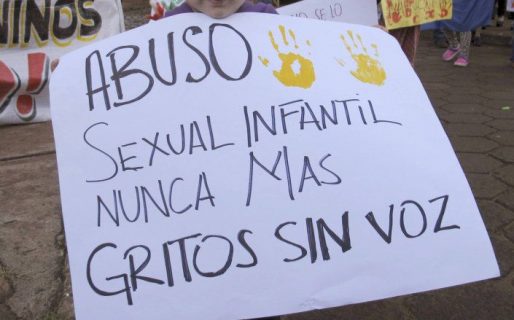 Denuncian a entrenador de fútbol Infantil por presunto abuso sexual