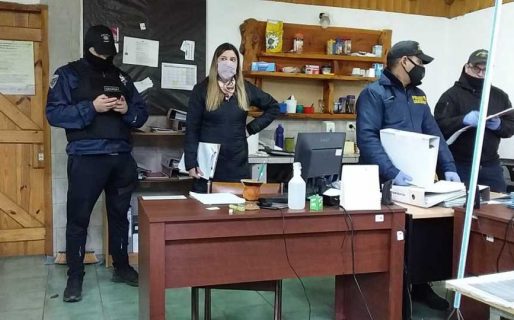 «No vi al intendente de Lago Puelo durante los allanamientos en las oficinas municipales»