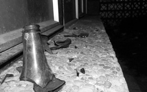 Cobarde agresión: Le rompió una botella en la cabeza a su ex por bailar con otro