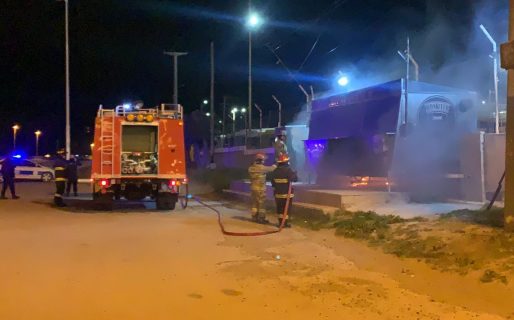 El fuego hizo estragos en el carrito de Don Tito, una clásica parada en la ruta 3