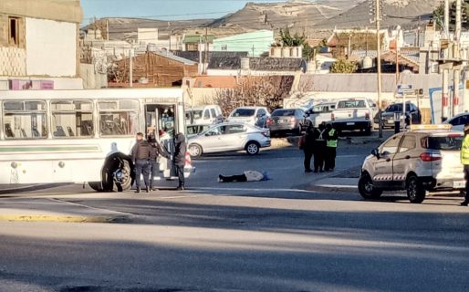 Una mujer murió tras ser atropellada por un colectivo en km. 3
