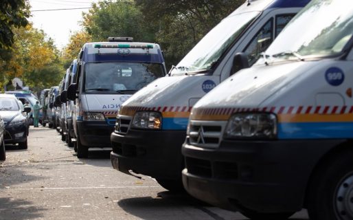 Detienen a un chofer de ambulancia borracho: llevaba asado y bebidas alcohólicas
