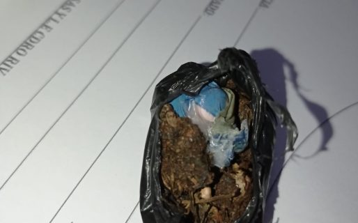 Fue descubierta cuando intentaba ingresar drogas a su hijo detenido