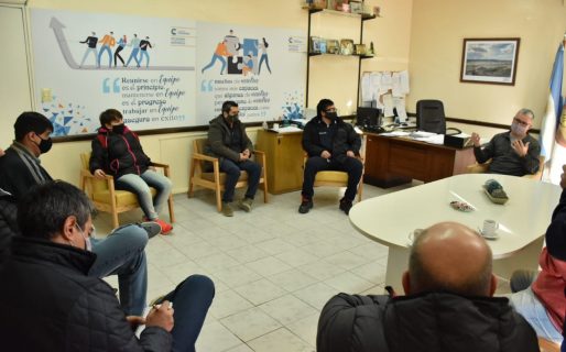 Regresa el público al deporte local