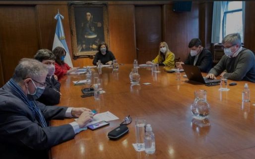 El Gobierno acelera la búsqueda de vacunas contra el Covid-19 para uso pediátrico