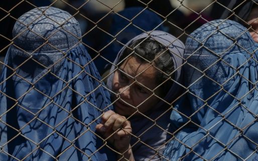 Las prohibiciones y los castigos más crueles que imponen los talibanes a las mujeres