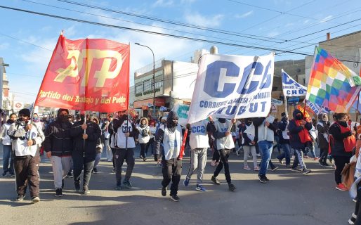 Organizaciones sociales marcharon a la Catedral en reclamo de pan, techo y trabajo