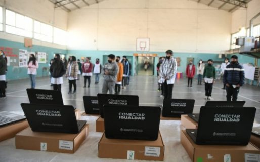 Provincia comenzó la distribución de 500 netbooks para Escuelas primarias
