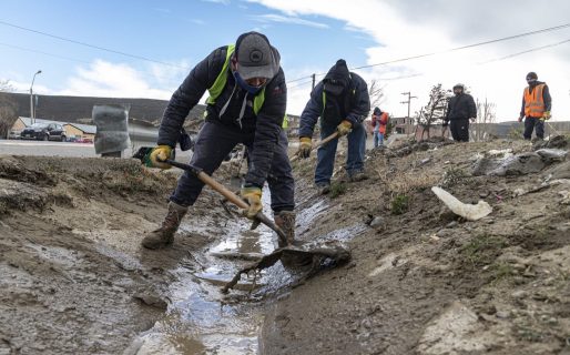 El Municipio avanza en la limpieza de pluviales en toda la ciudad