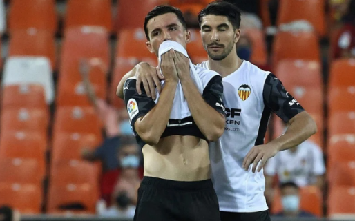 Insólito: el VAR lo echó apenas empezó el partido