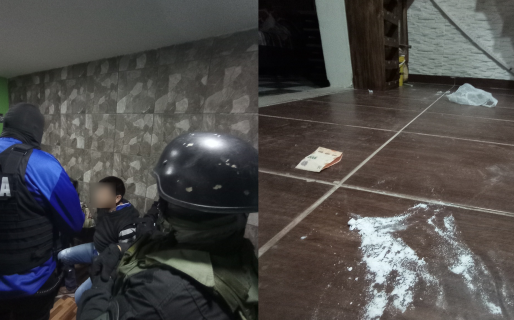 Compartían un asado cuando la policía allanó la vivienda: Les secuestraron cocaína y un arma de fuego