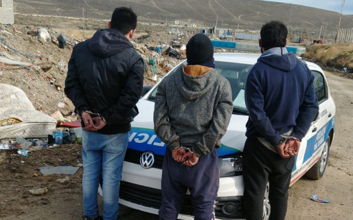 Tres detenidos por querer robar cables de una empresa