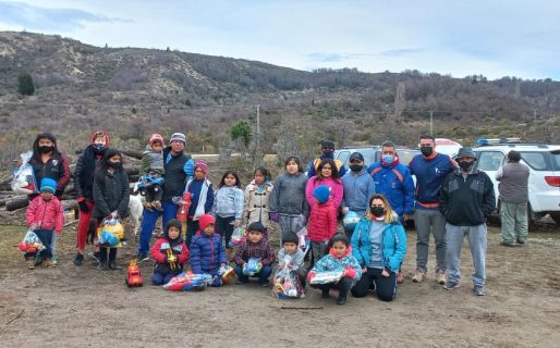 La CAI Solidaria entregó más de 500 juguetes en parajes rurales
