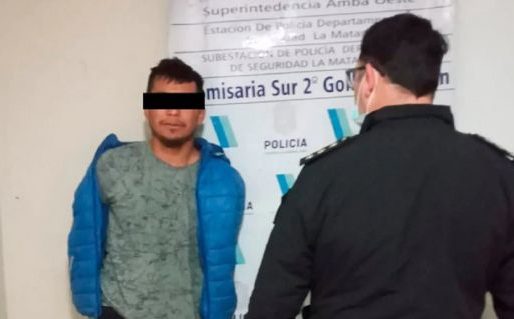 Descubrieron a un hombre abusando de su hija de 10 años dentro de un auto