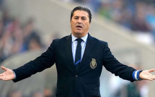 Tras 14 meses sin cobrar su sueldo, renunció el DT de Venezuela