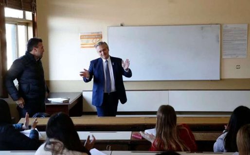 Alberto Fernández elogió a la docente K que adoctrinó a un alumno: “Es una forma de abrirle la cabeza a la gente”