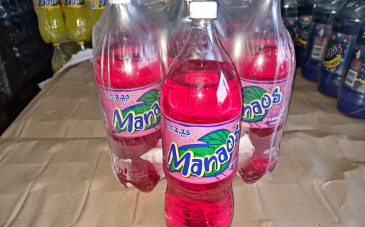 La empresa nacional que compite con Coca Cola lanza una línea de gaseosas sabor granadina