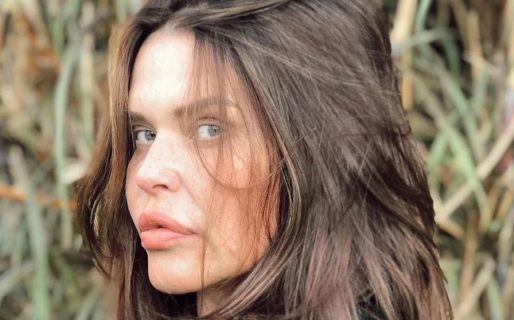 Nazarena Vélez mostró su cuerpo sin retoques para abrir el debate con sus seguidoras sobre la alimentación