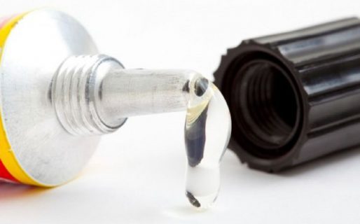 Se puso pegamento en el pene para no embarazar a su ex pareja: murió