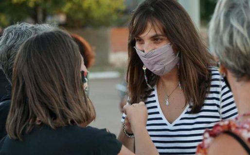 Una precandidata del Frente de Todos incorporó el lenguaje de señas en su campaña buscando inclusión