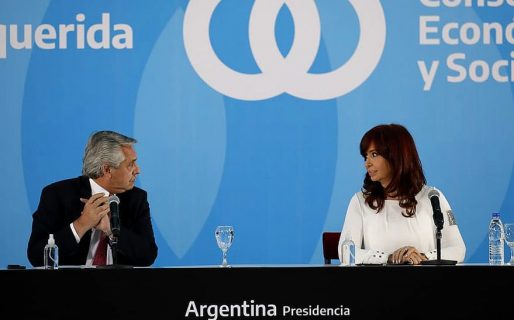 En el acto junto a Cristina, Alberto Fernández pidió “terminar con la división”