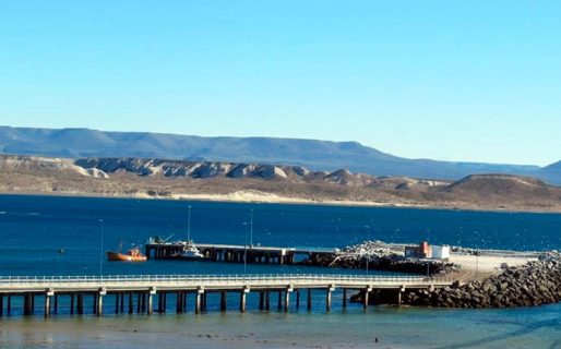 “Hay una cancha de fútbol en mi barrio de 30 millones de pesos y no hay baños públicos”
