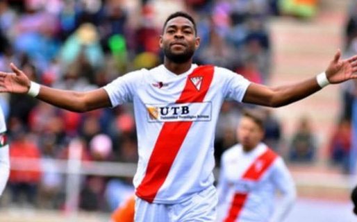 Quién es Marc Enoumba, el jugador camerunés que juega para Bolivia y quiere la camiseta de Messi