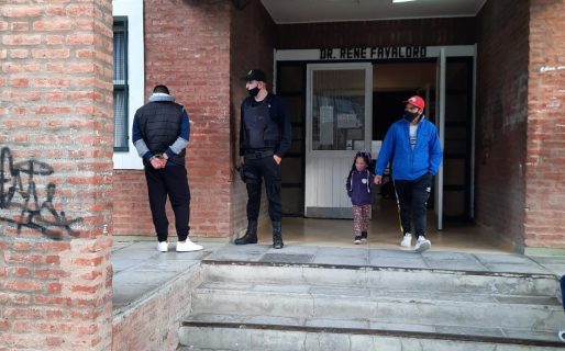 Fue a votar, tenía dos pedidos de captura y lo detuvieron