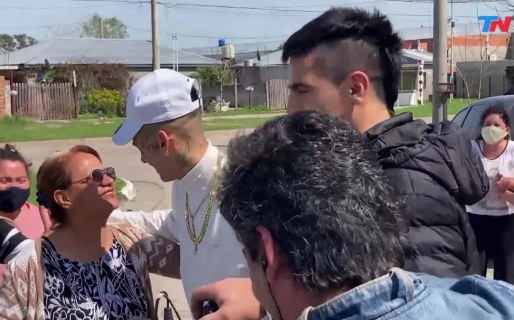 L-Gante contó que planea reunirse con Alberto y Cristina y alentó que los jóvenes vayan a votar: “Pidan consejos a su mamá”