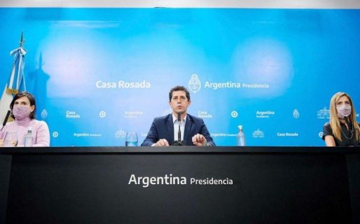 Wado De Pedro: «Vayan a votar tranquilos porque no es actividad de riesgo»