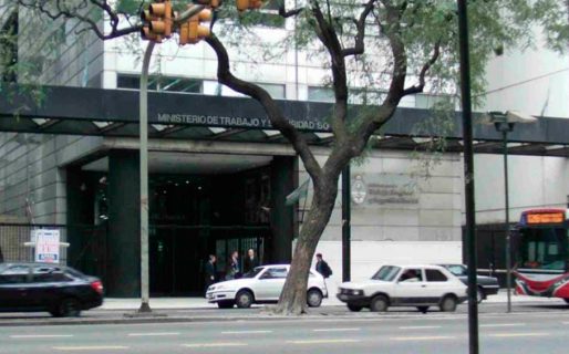 El Consejo del Salario se reúne para fijar un nuevo aumento del piso salarial