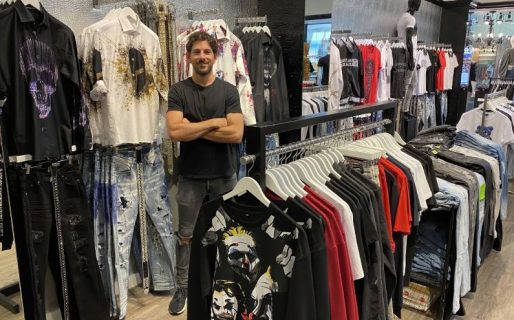 En Argentina casi se funde con un negocio de ropa: Abrió una tienda en Miami y factura millones