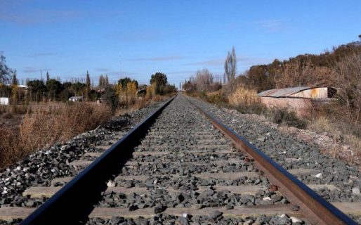 Fue a bailar, se quedó dormido en las vías del tren y cuando despertó ya no tenía sus piernas