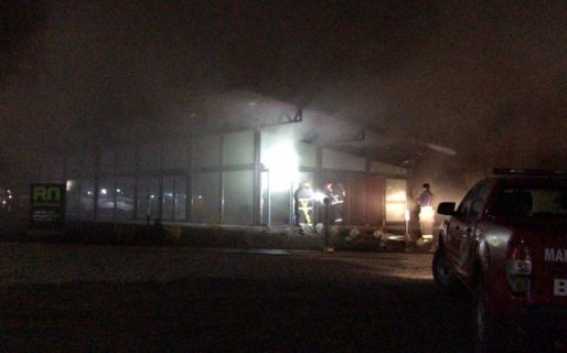 Atentado: Incendian una oficina turística en El Bolsón